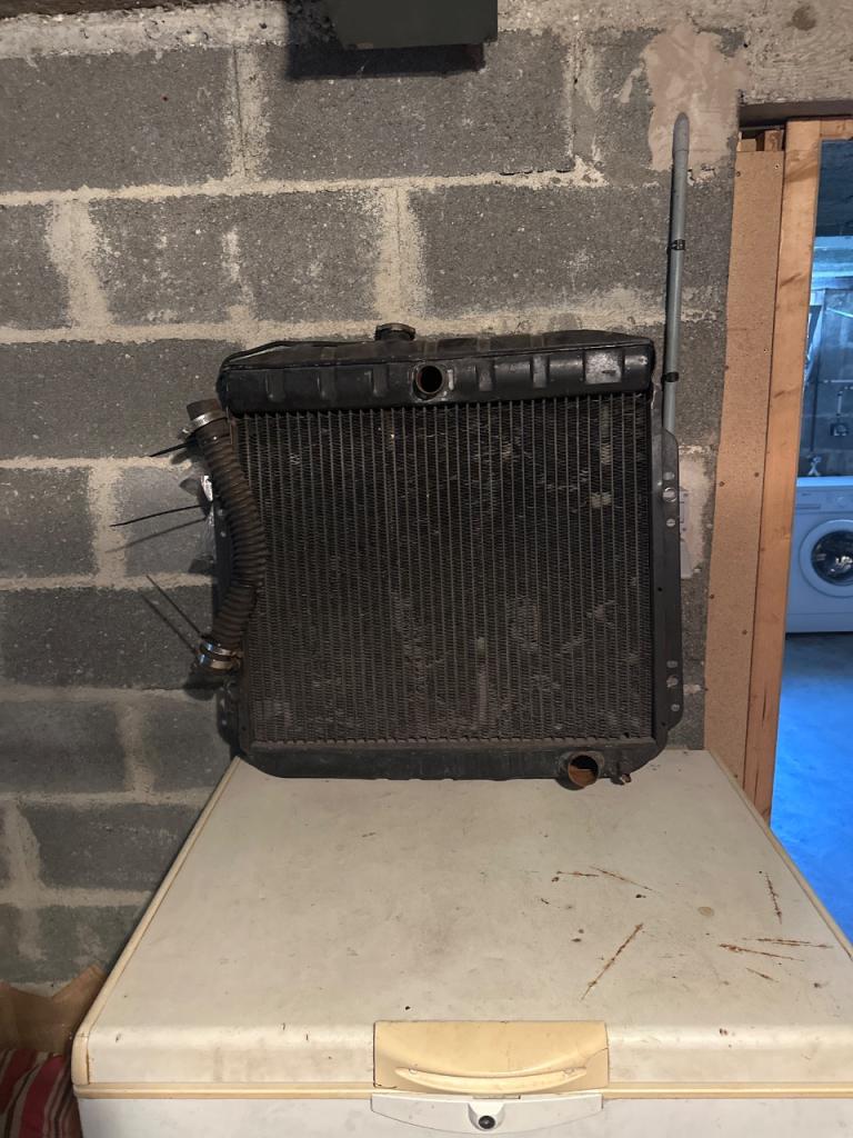 Radiateur FORD F100 LesAnciennes.com