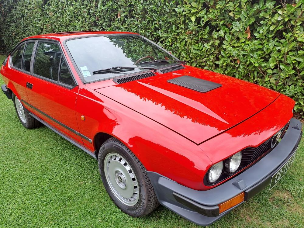 ALFA ROMEO GTV6 - 1984 LesAnciennes.com