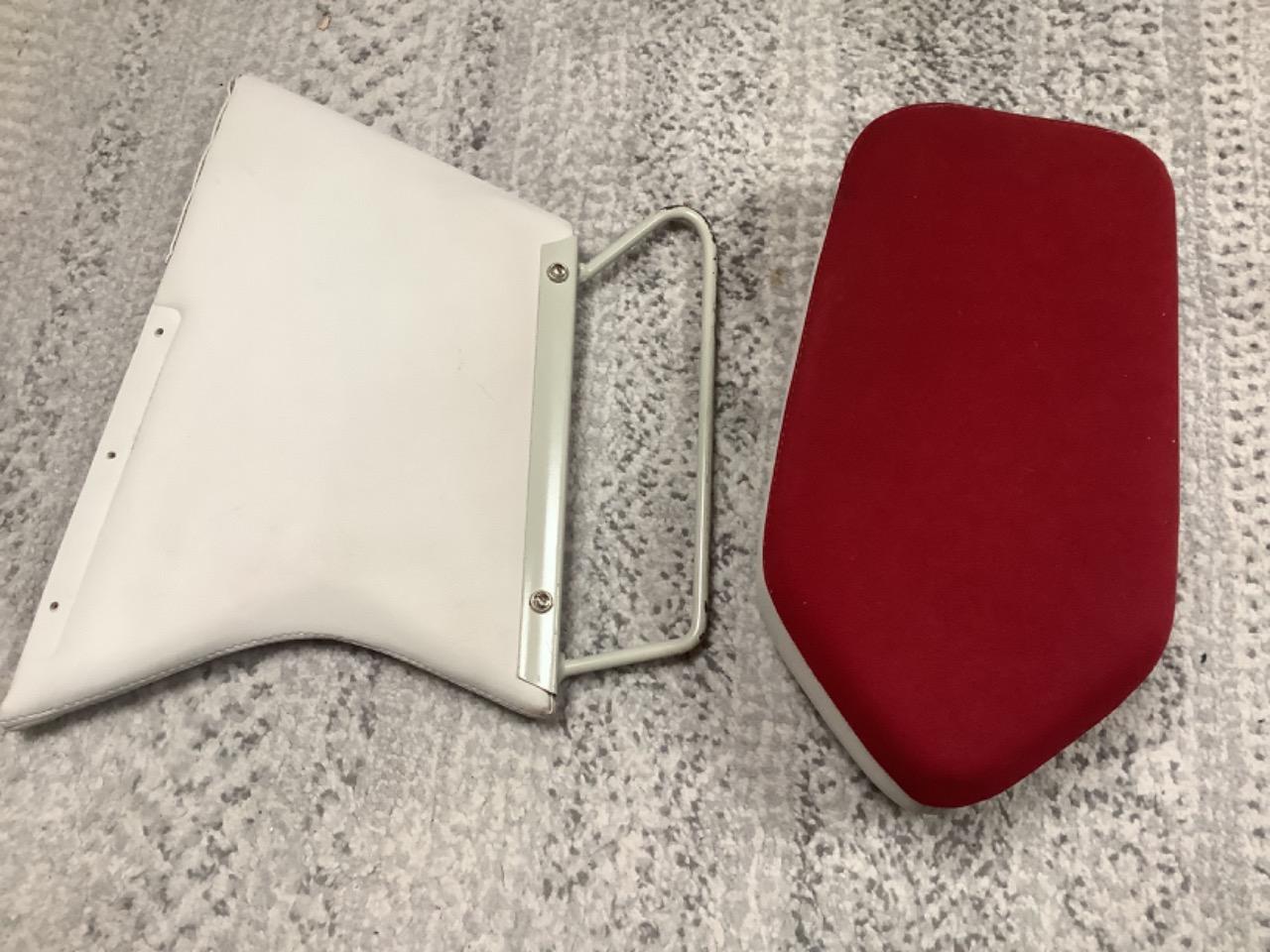 Accoudoir CITROEN DS LesAnciennes.com