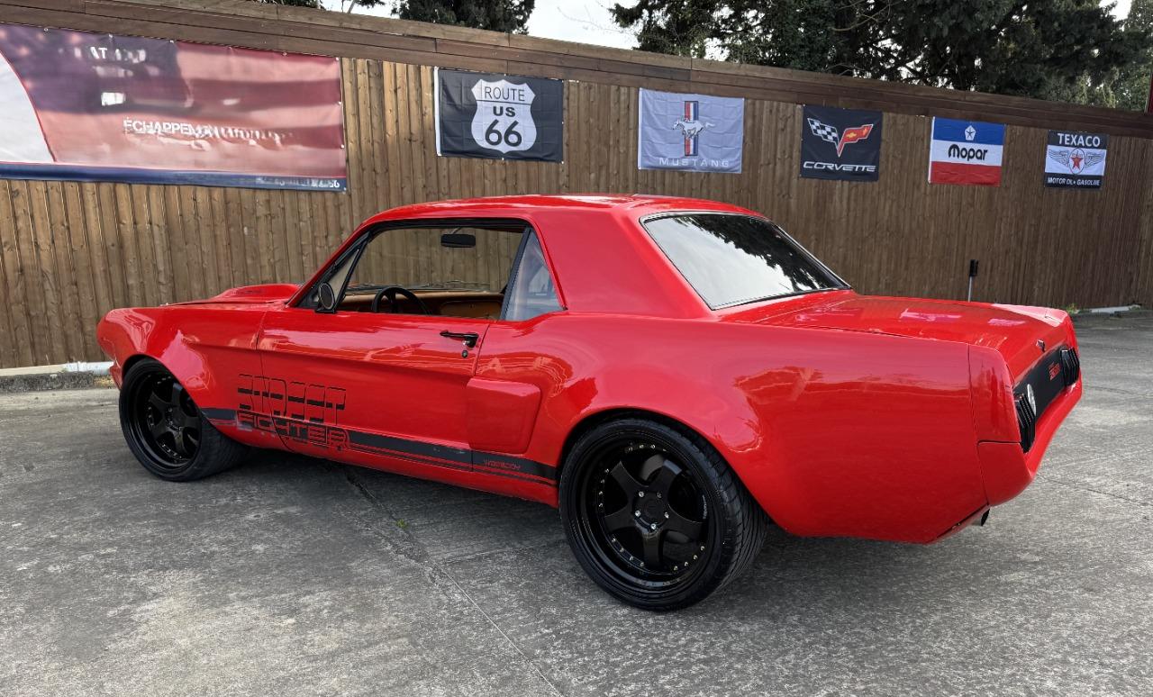 FORD Mustang COUPÉ GT RESTOMOD - 1966 LesAnciennes.com