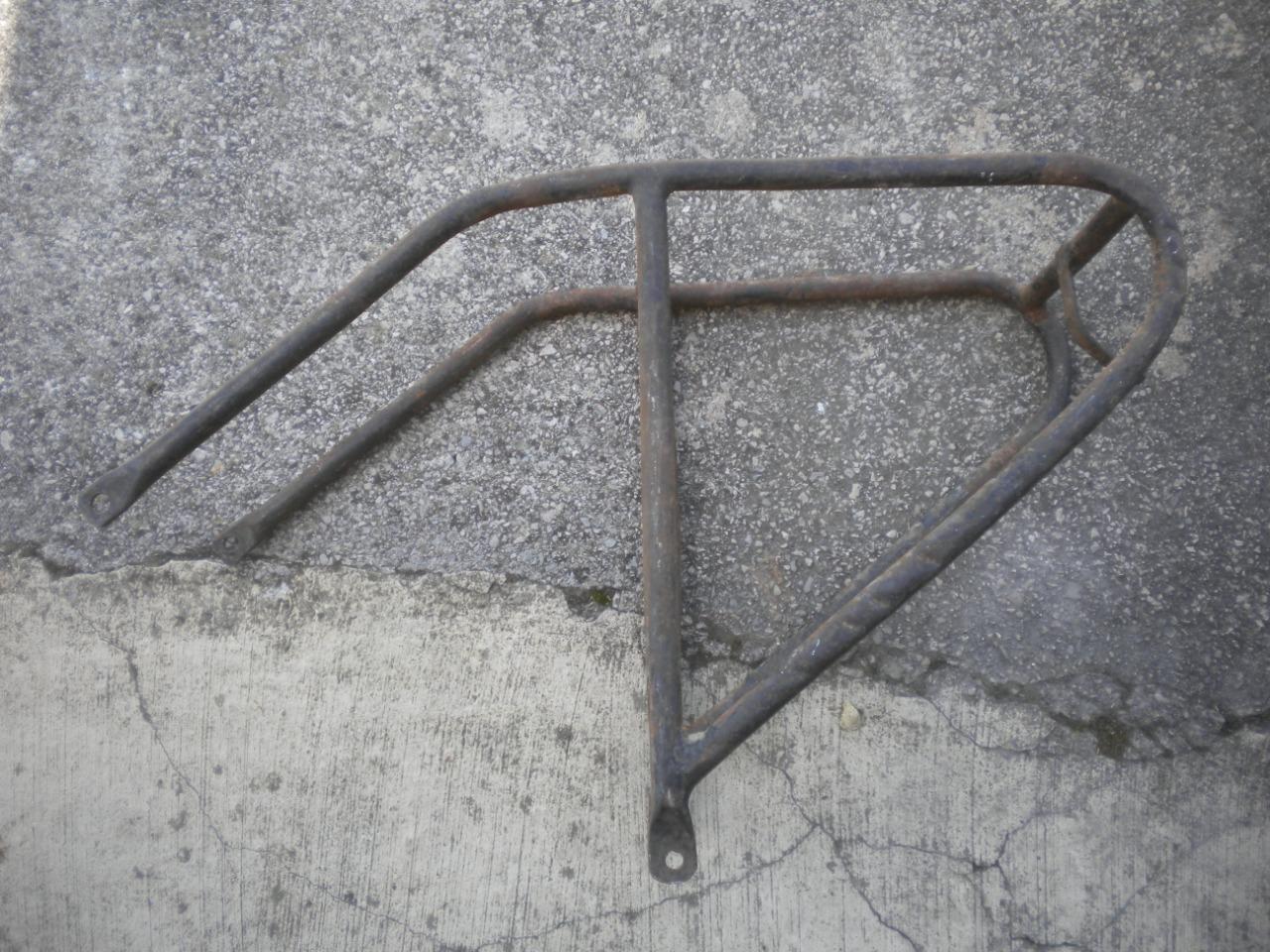 Porte bagage POUR MOTOCYCLETTE ancienne un porte b LesAnciennes.com