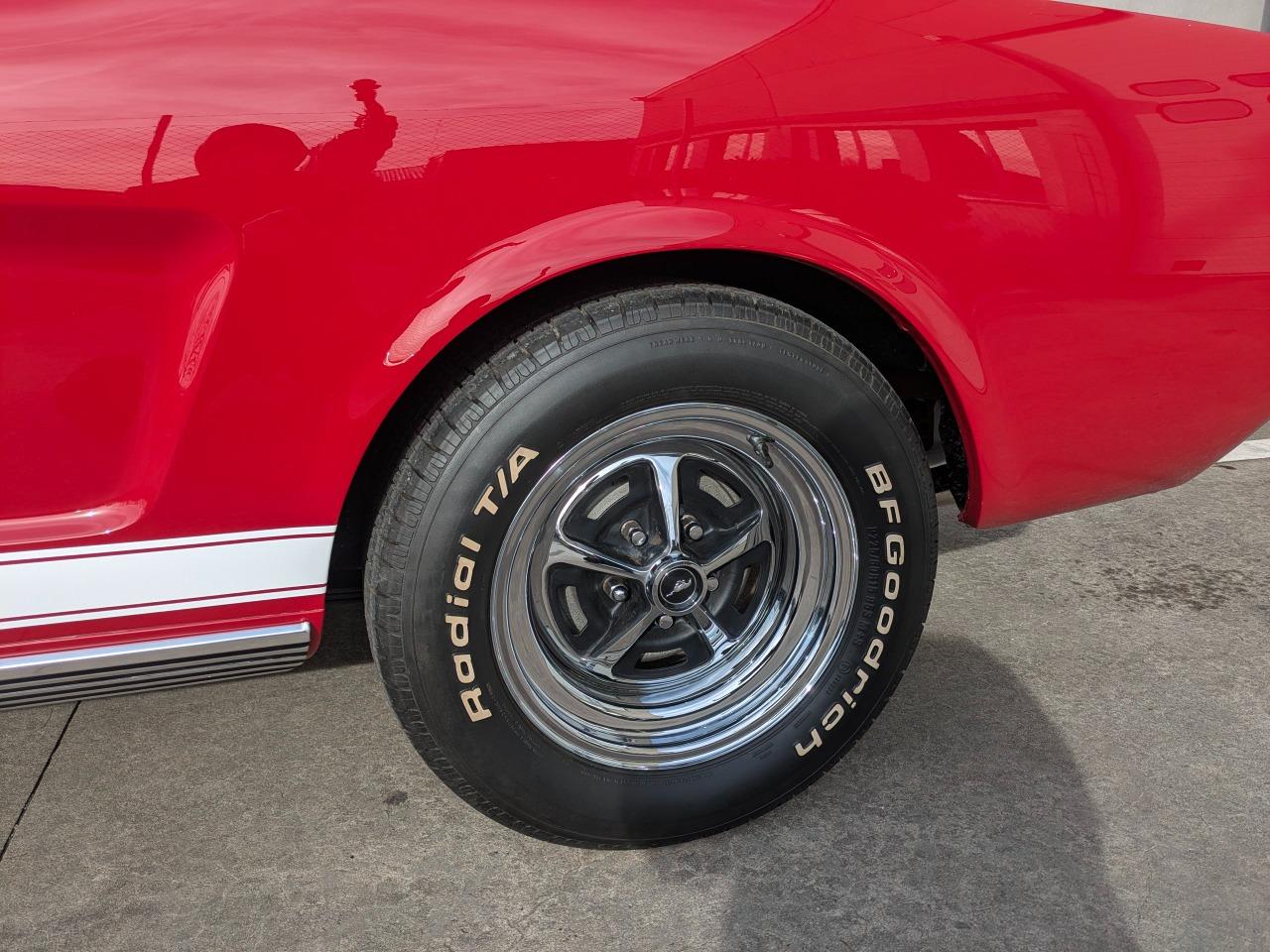 FORD Mustang Fastback 2+2 GT289 - 1966 LesAnciennes.com