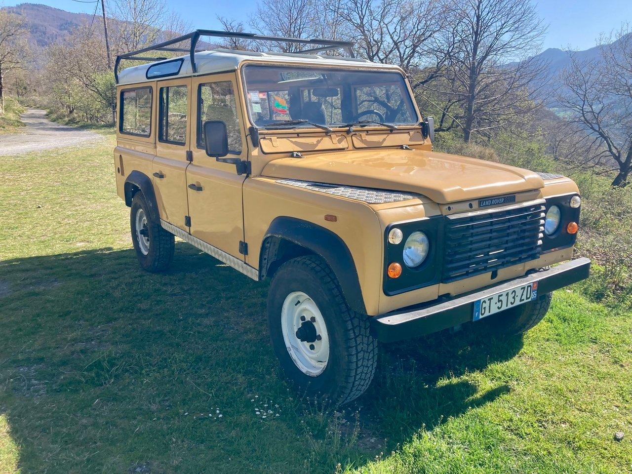 1987 Land Rover Defender 110 3.5 LesAnciennes.com