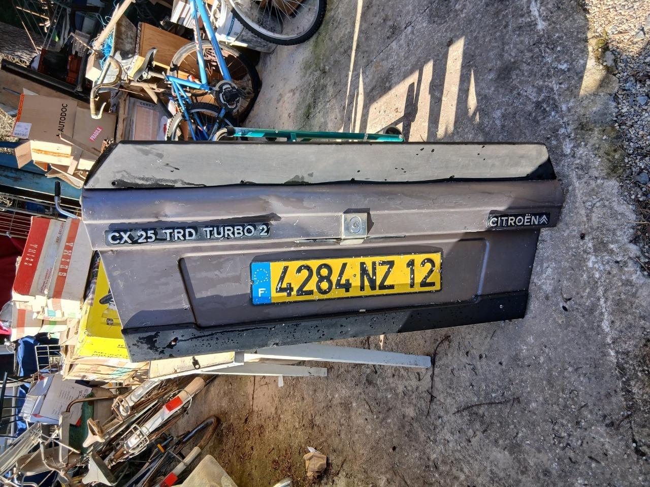 MALE ARRIERE CITROEN CX 25 TRD TURBO 2 LesAnciennes.com