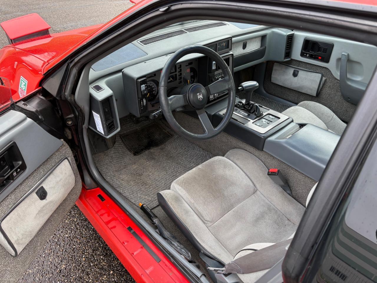 PONTIAC Fiero GT V6 - 1987 LesAnciennes.com