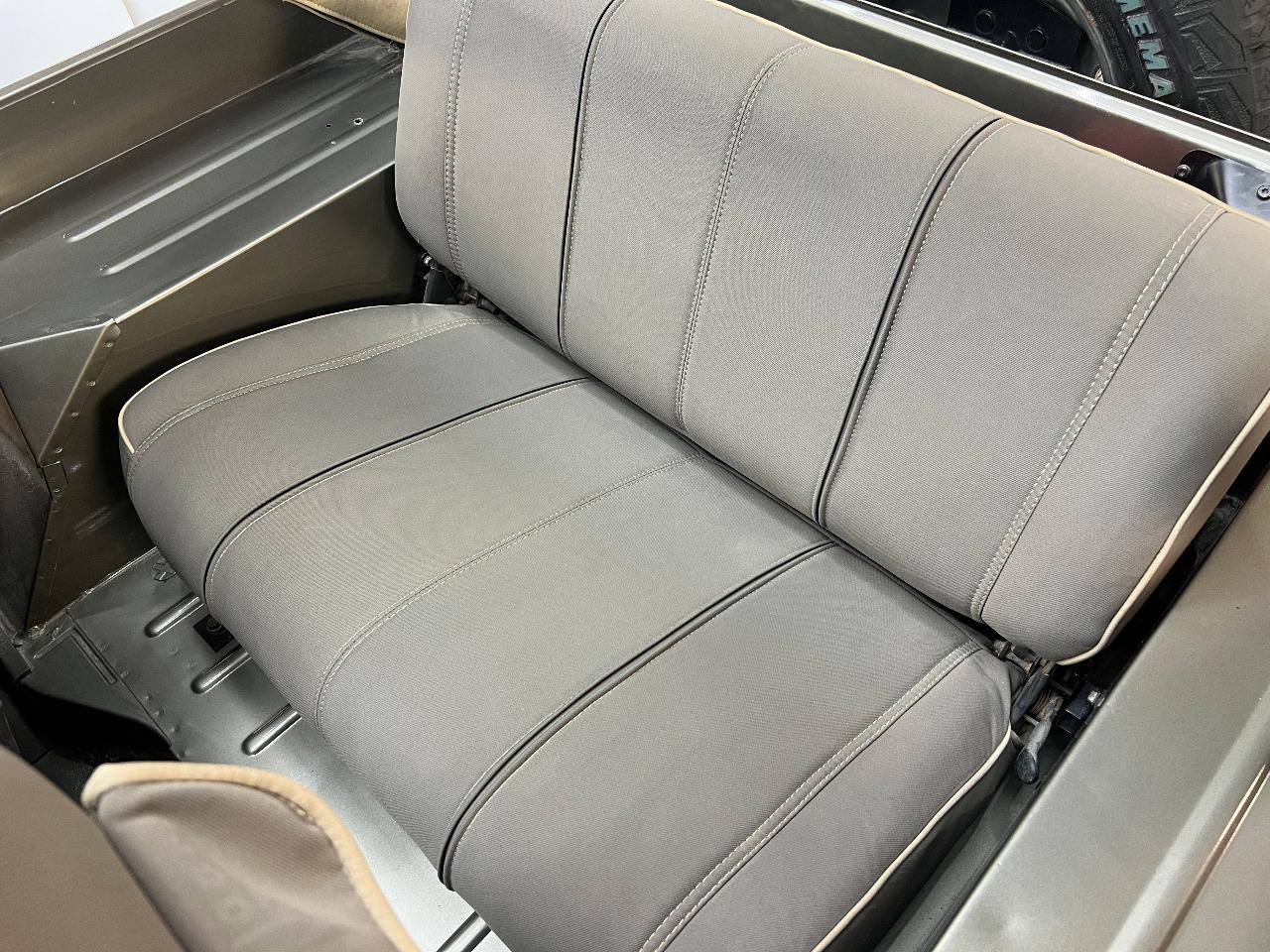JEEP Wrangler SAHARA 4.0 177 - 1991 LesAnciennes.com