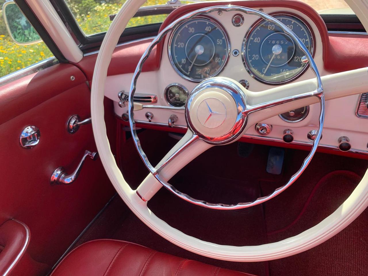 MERCEDES 190 SL - 1960 LesAnciennes.com