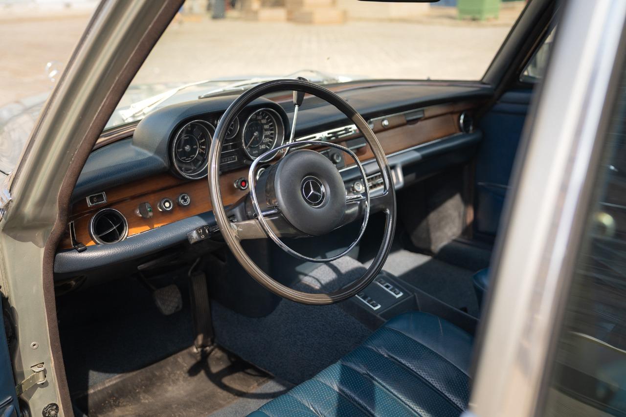 MERCEDES 280 SE - 1971 LesAnciennes.com