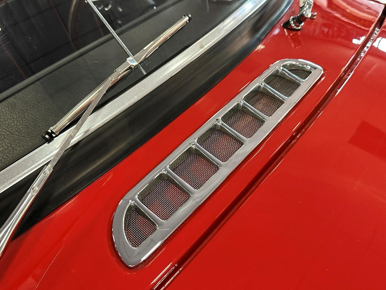 MG MGB - 1964 LesAnciennes.com