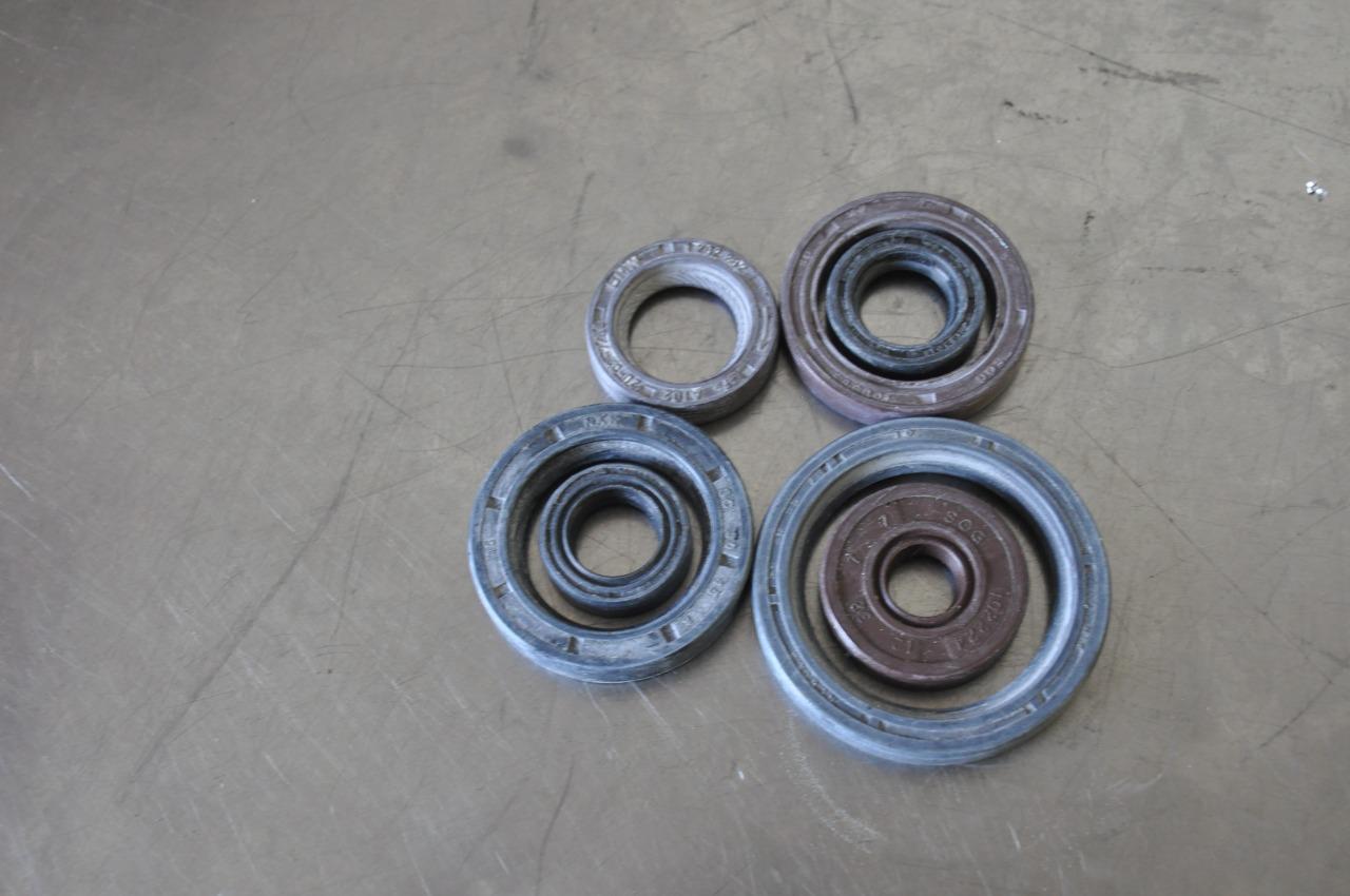 Joints spi moteur bv pont BMW R100 RS LesAnciennes.com