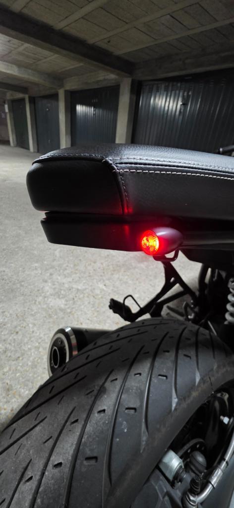 BMW R12 ninet LesAnciennes.com