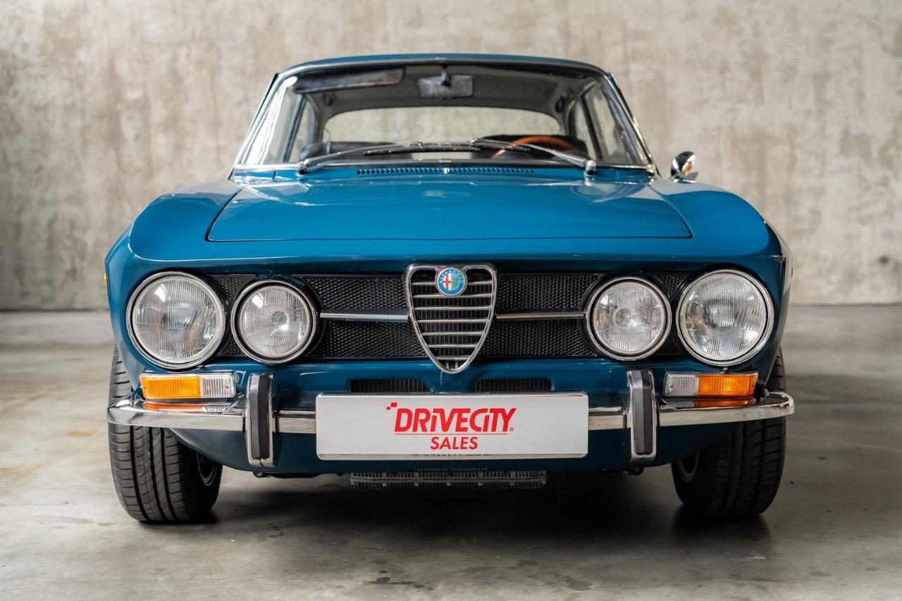 ALFA ROMEO 1750 GTVeloce Série 2 - 1970 LesAnciennes.com