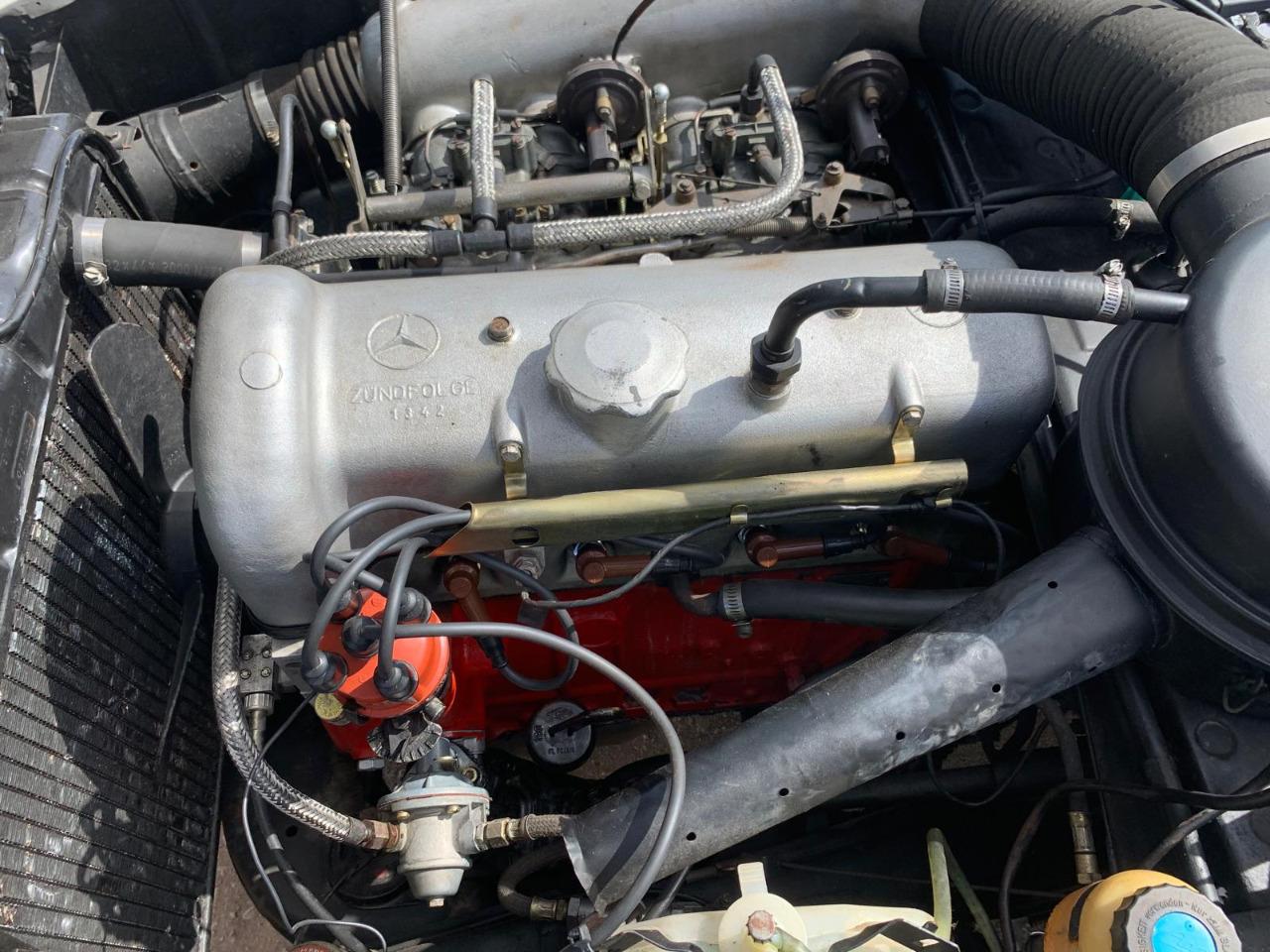 MERCEDES 190 SL - 1960 LesAnciennes.com