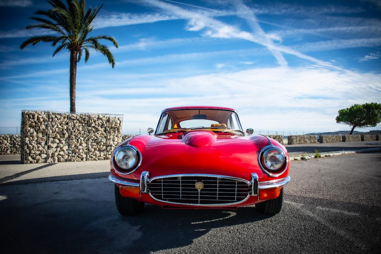 JAGUAR Type E Série III 5.3L V12 - 1973 LesAnciennes.com