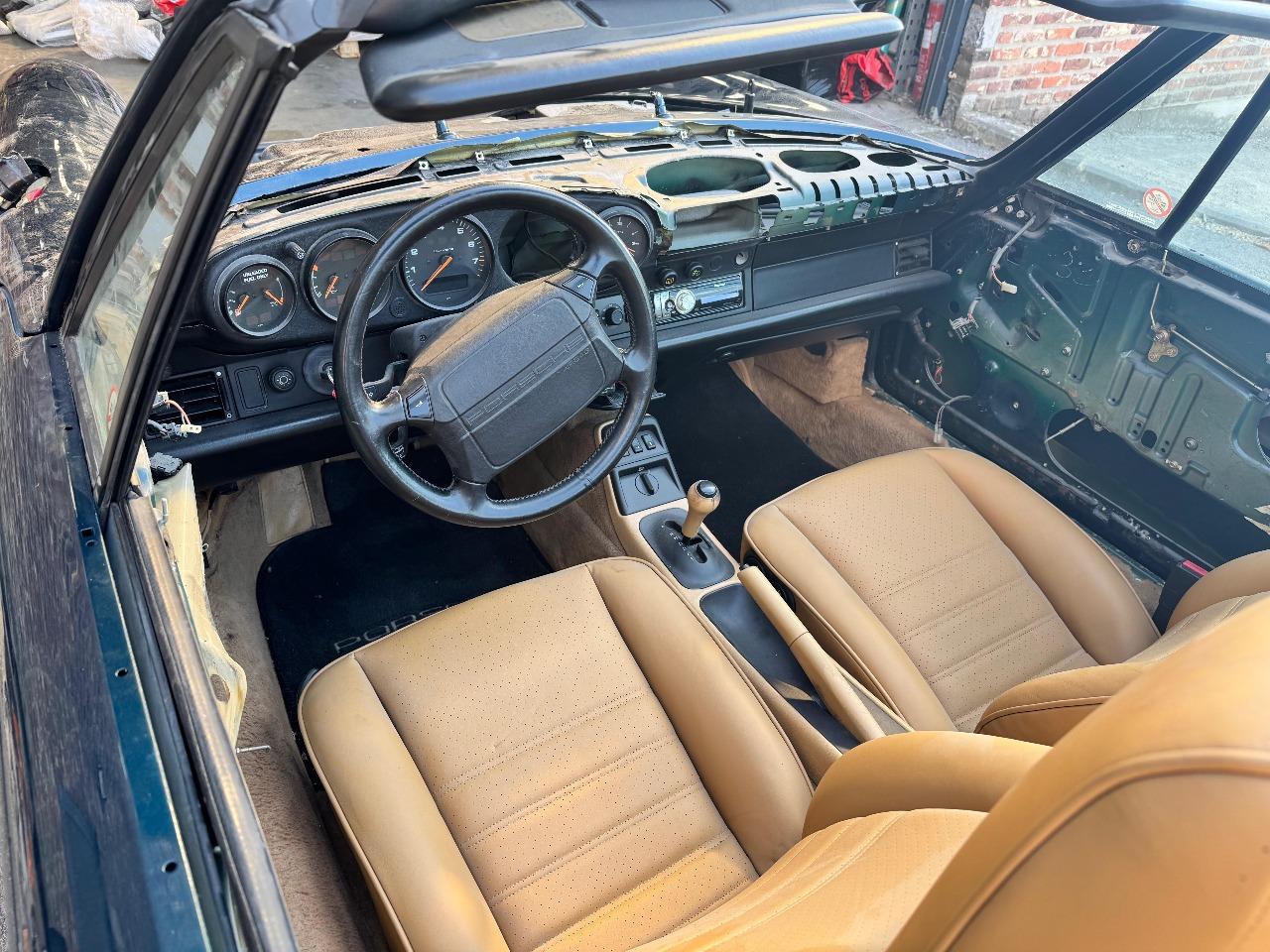 PORSCHE 911 964 3.6 Targa - 1991 LesAnciennes.com