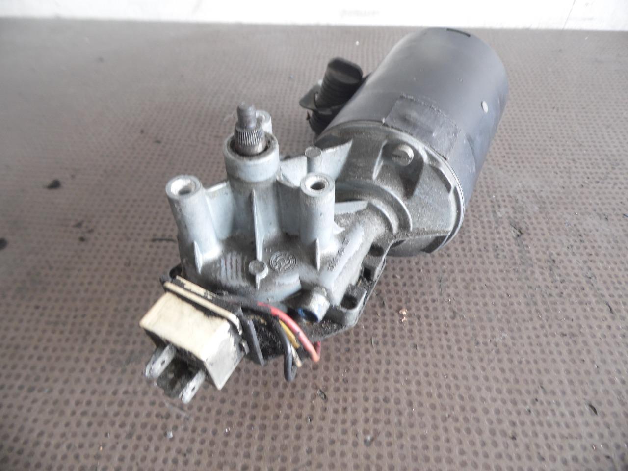 MOTEUR ESSUIE-GLACE 61611354583 BMW E24-1 LesAnciennes.com