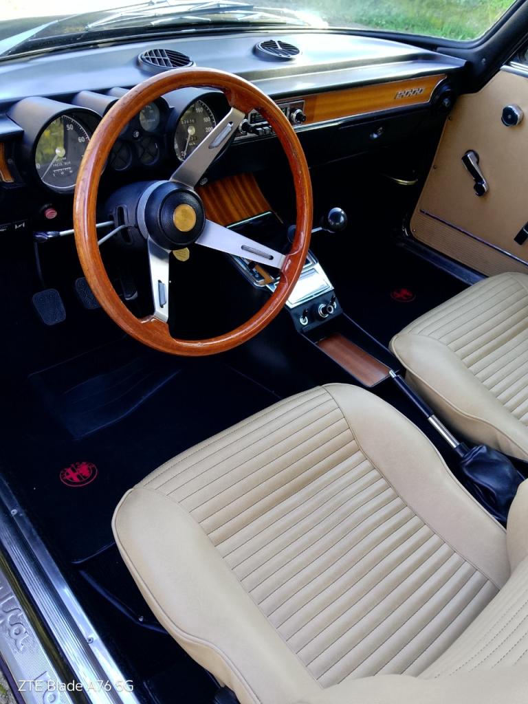 ALFA ROMEO 2000 GT veloce - 1972 LesAnciennes.com