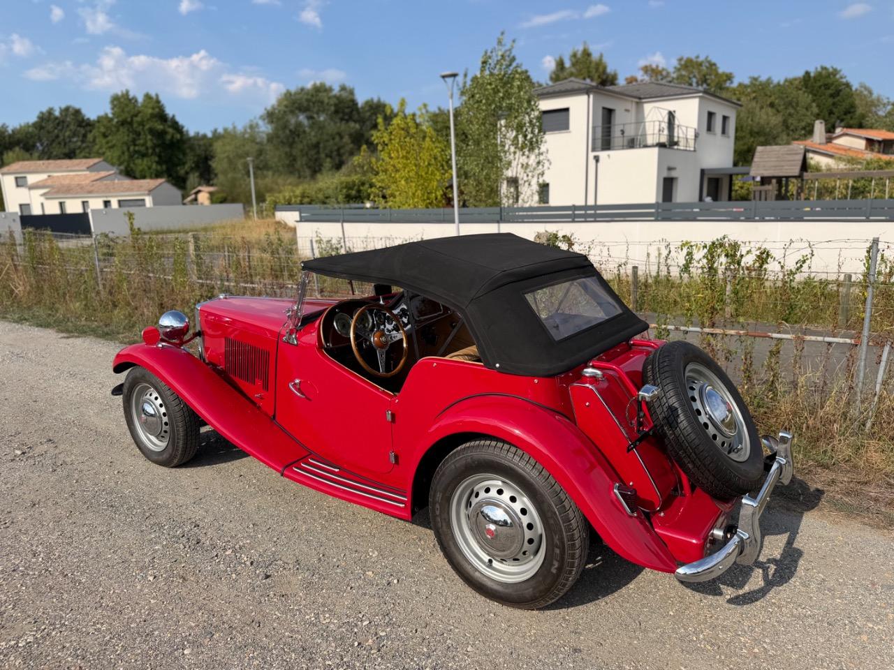 MG TD LUXE - 1953 LesAnciennes.com