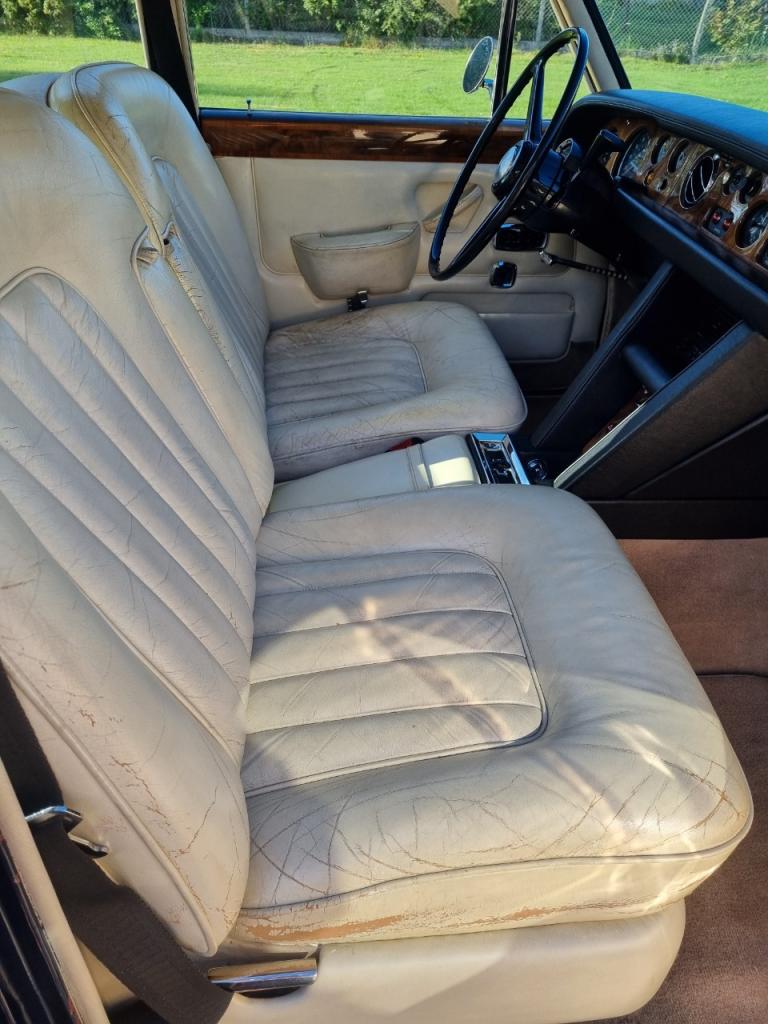 ROLLS ROYCE Silver Shadow silvers - 1969 LesAnciennes.com
