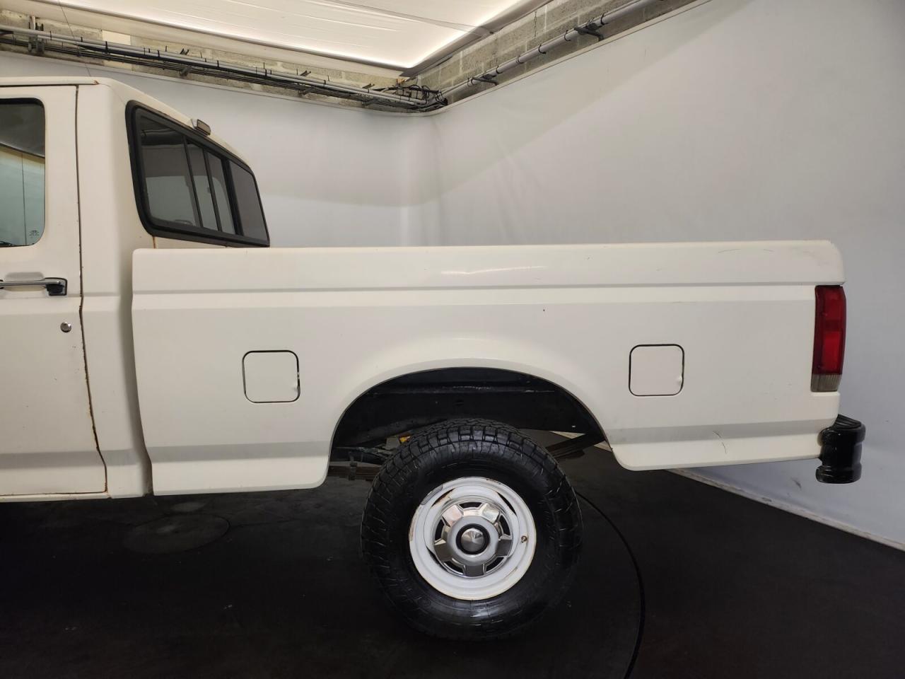 FORD F-150 1989 Prix: 18.500€ O - 1989 LesAnciennes.com