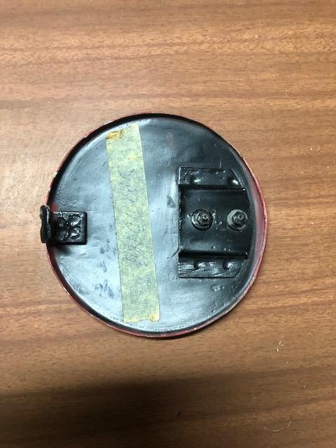 Bouchon remplissage de carburant Ferrari Daytona LesAnciennes.com