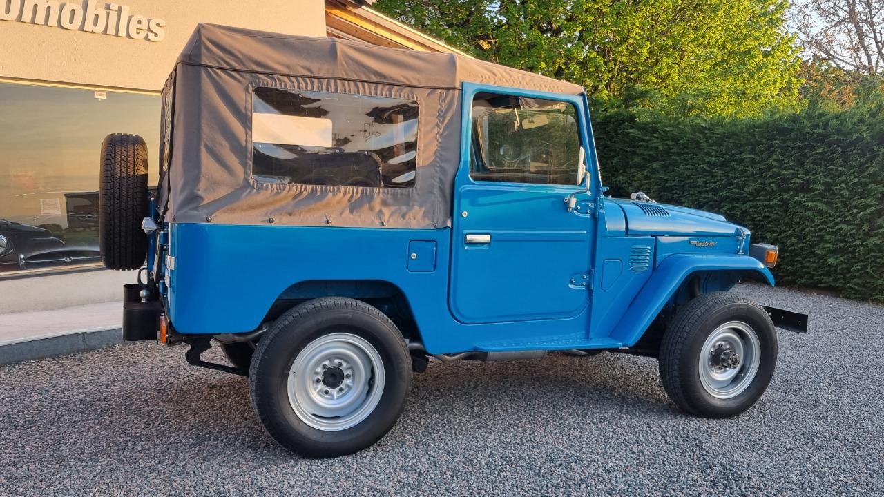 TOYOTA Land Cruiser Bj42 3400 diesel - 1982 LesAnciennes.com