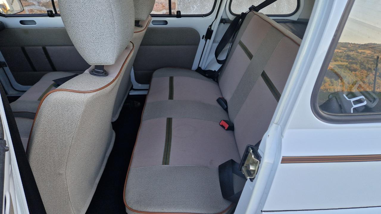 RENAULT 4 (R4) TL Savane - 1992 LesAnciennes.com