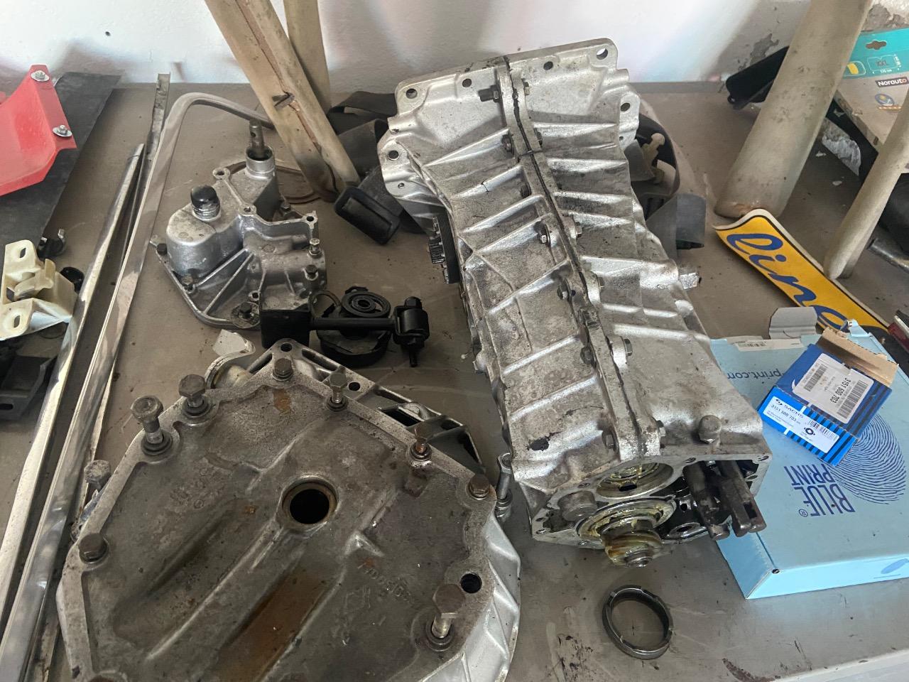 Boite RENAULT 17 (R17) R1312 LesAnciennes.com