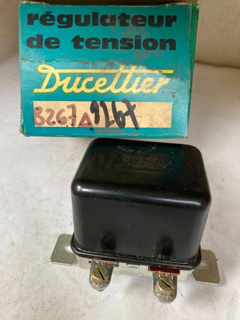 Régulateur Ducellier neuf CITROEN HY 203 Dyna LesAnciennes.com