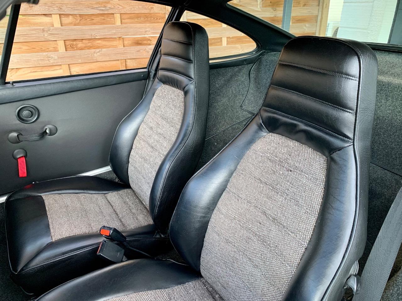 PORSCHE 911 3,0l SC - 1982 LesAnciennes.com