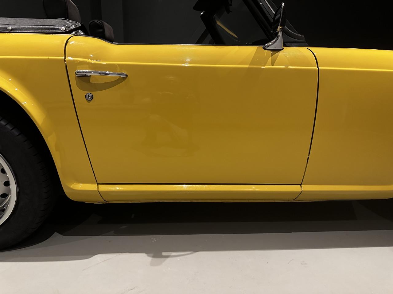 TRIUMPH TR6 C - 1976 LesAnciennes.com