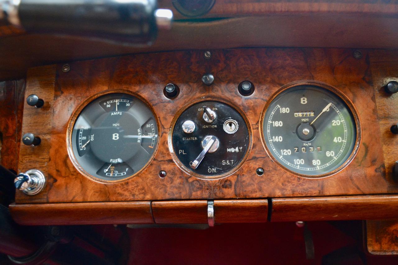 BENTLEY MK6 Sport Saloon - 1949 LesAnciennes.com