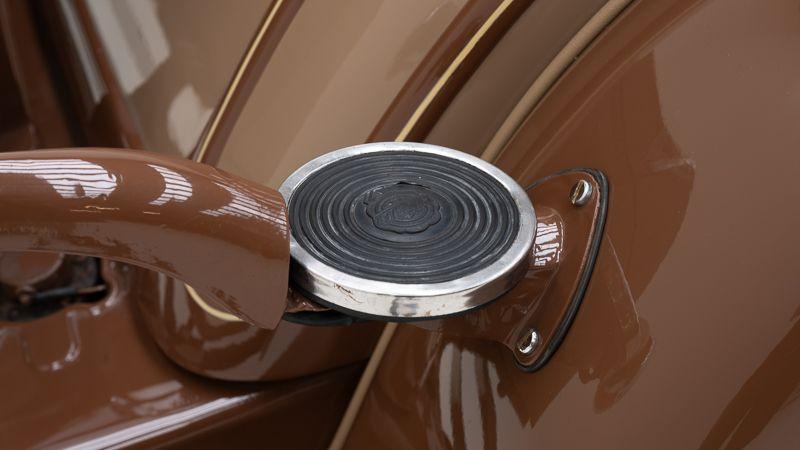 CHRYSLER CM Roadster - 1931 LesAnciennes.com