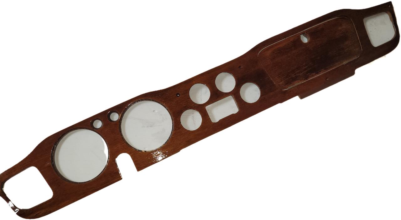 PLANCHE DE BORD TRIUMPH TR4A AIRS LesAnciennes.com