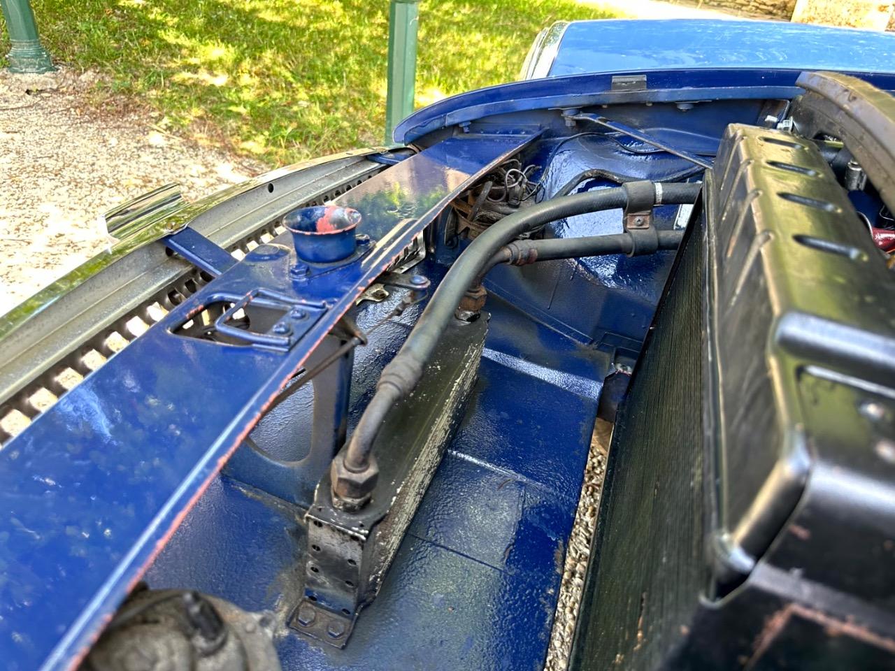 MG MGB GT - 1967 LesAnciennes.com