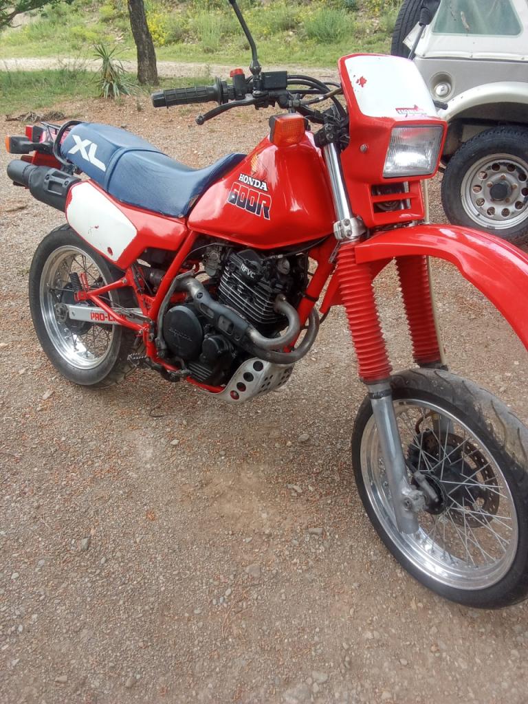 HONDA XL 600 XLR - 1985 LesAnciennes.com
