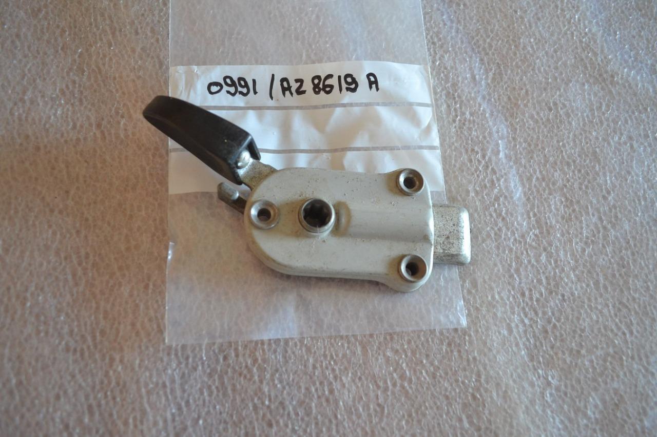 Serrure porte AR DTE CITROEN 2CV AZAM, neuve LesAnciennes.com