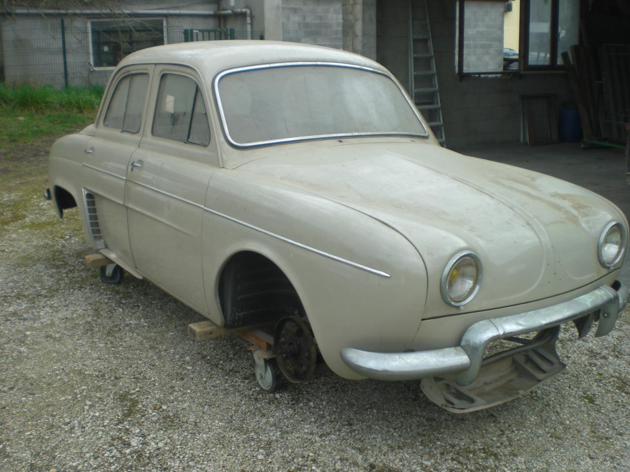 RENAULT Dauphine 1090 - 1957 LesAnciennes.com