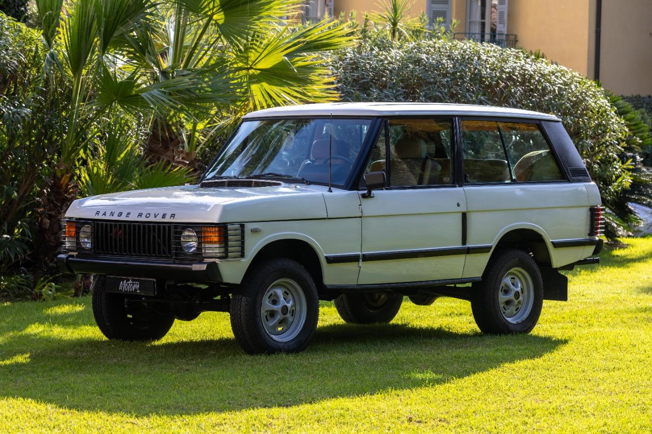 LAND ROVER Range Rover Classic V8 - 1985 LesAnciennes.com