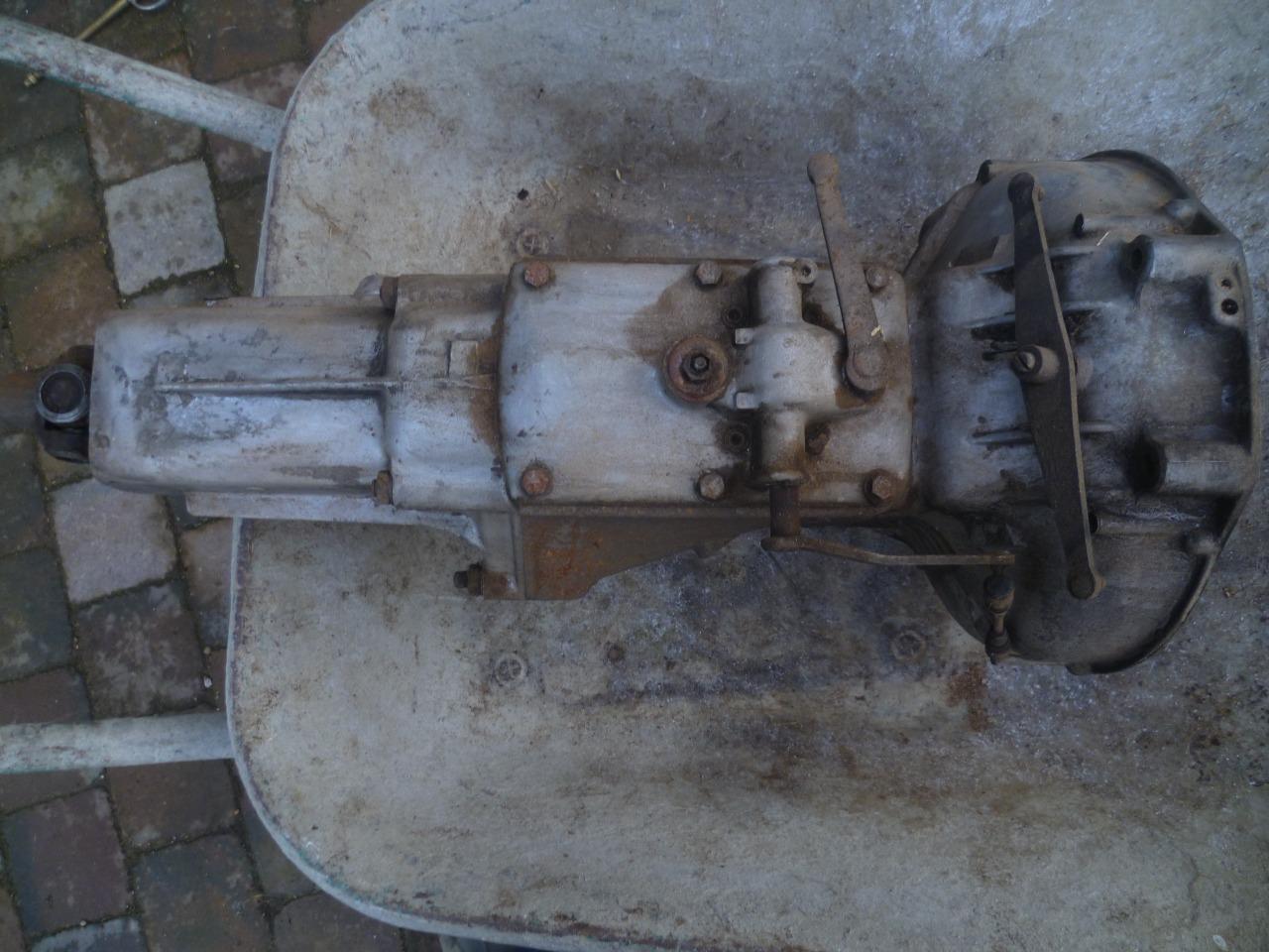 Lot de pièces PEUGEOT 203 203C année 1955 LesAnciennes.com