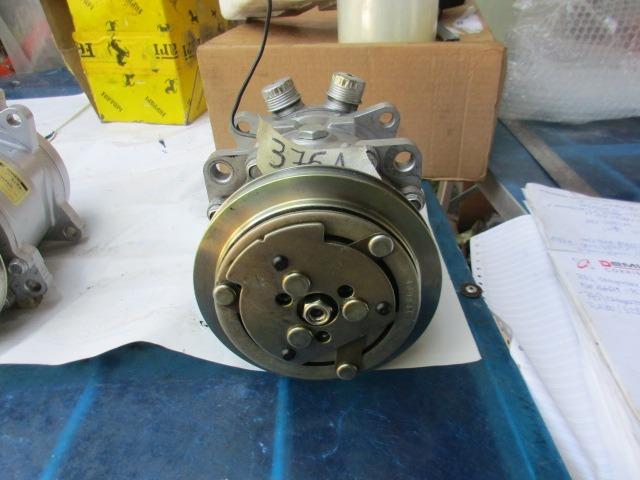 Compresseur de climatisation Ferrari F40 LesAnciennes.com