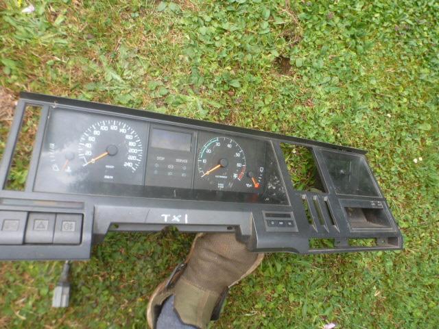 RENAULT 25 (R25) TXI:instruments complet LesAnciennes.com