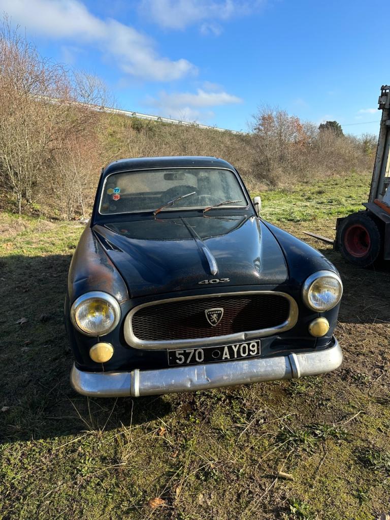 PEUGEOT 403 - 1961 LesAnciennes.com