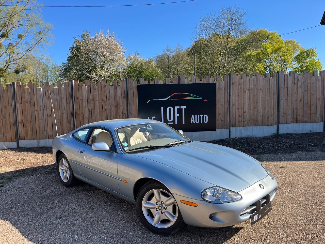JAGUAR XK8 Coupé 4.0L BVA - 1997 LesAnciennes.com