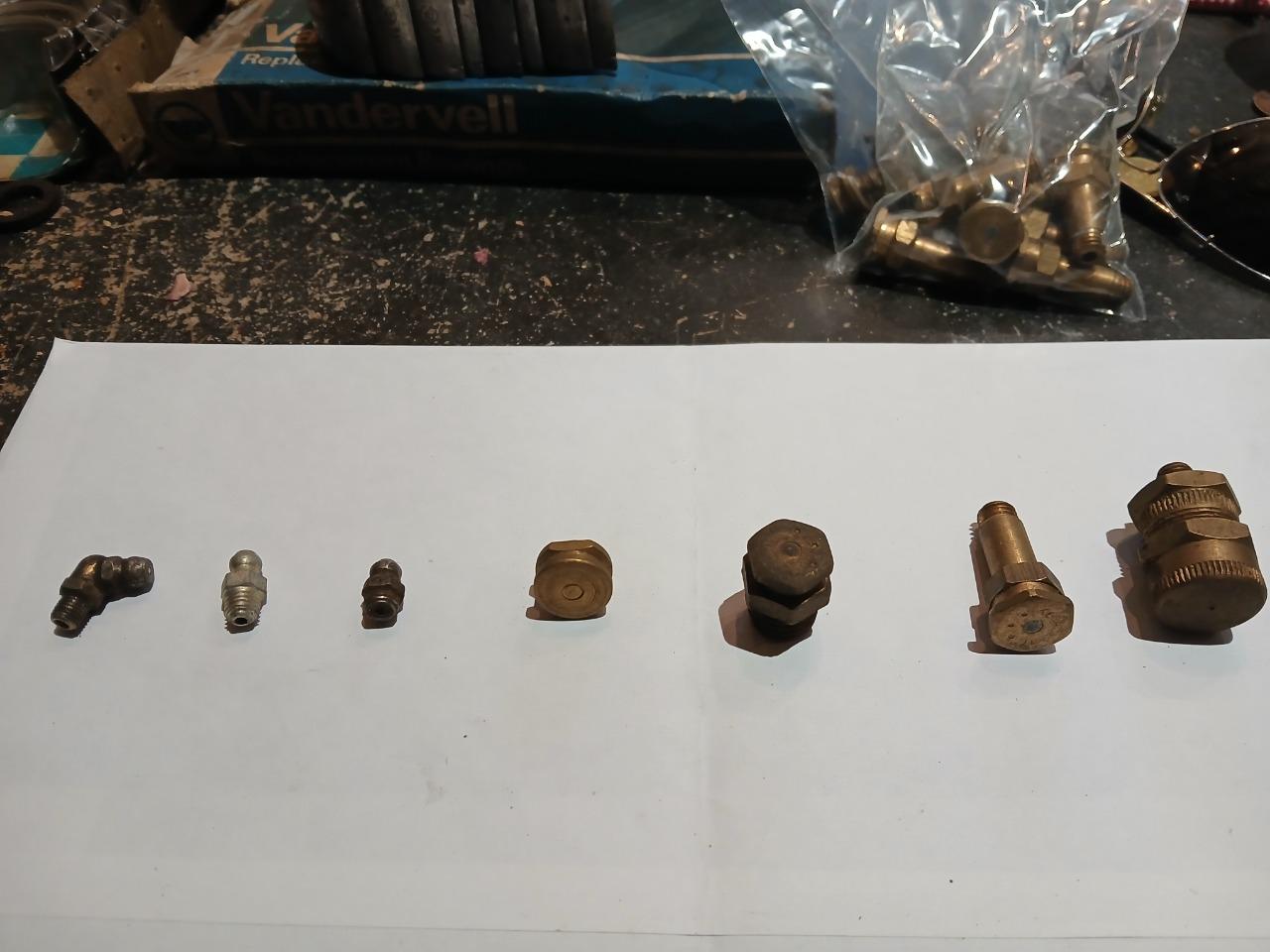 GRAISSEURS ANCIENS tous modèles tous modèles LesAnciennes.com