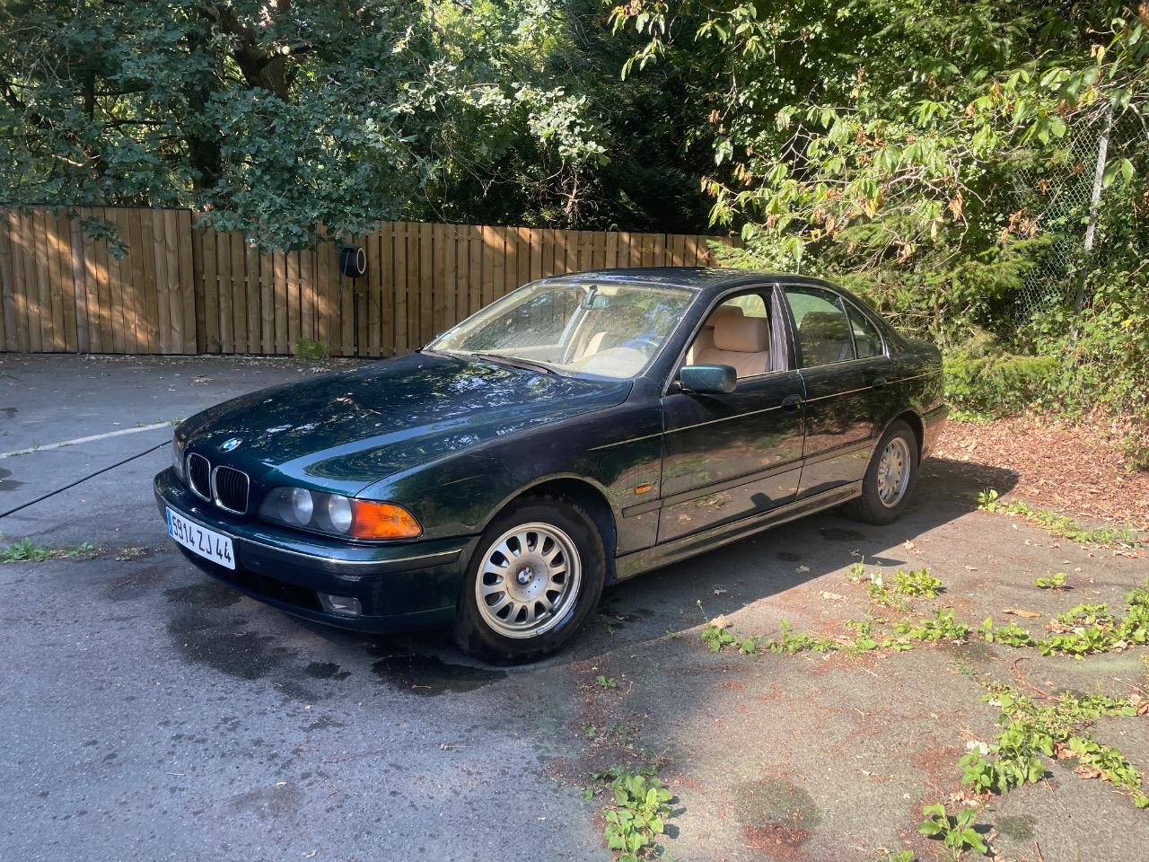 BMW 528 E39 - 1996 LesAnciennes.com