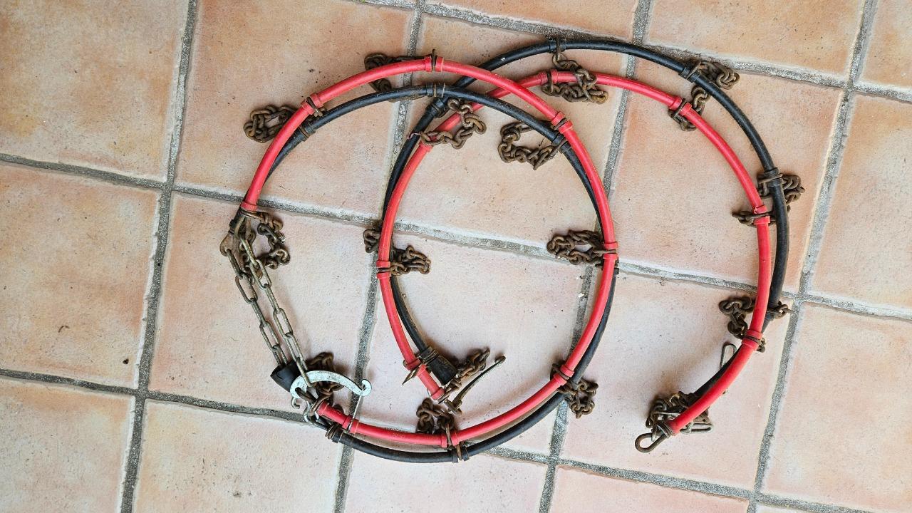Chaines RENAULT 4L (R4L) LesAnciennes.com