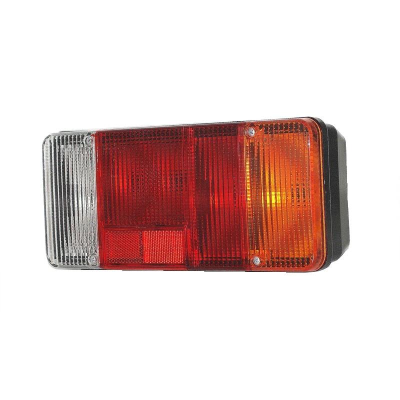 Feu arrière utilitaires C25/J5 LesAnciennes.com