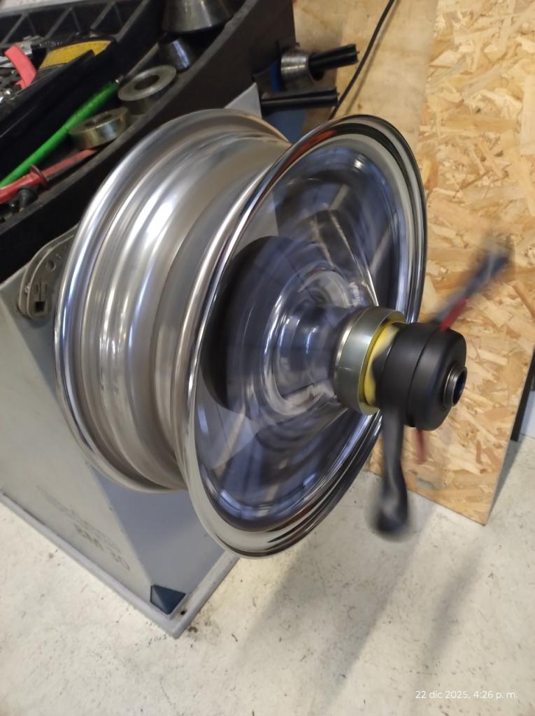 Jantes JAGUAR Type E Série 1 LesAnciennes.com