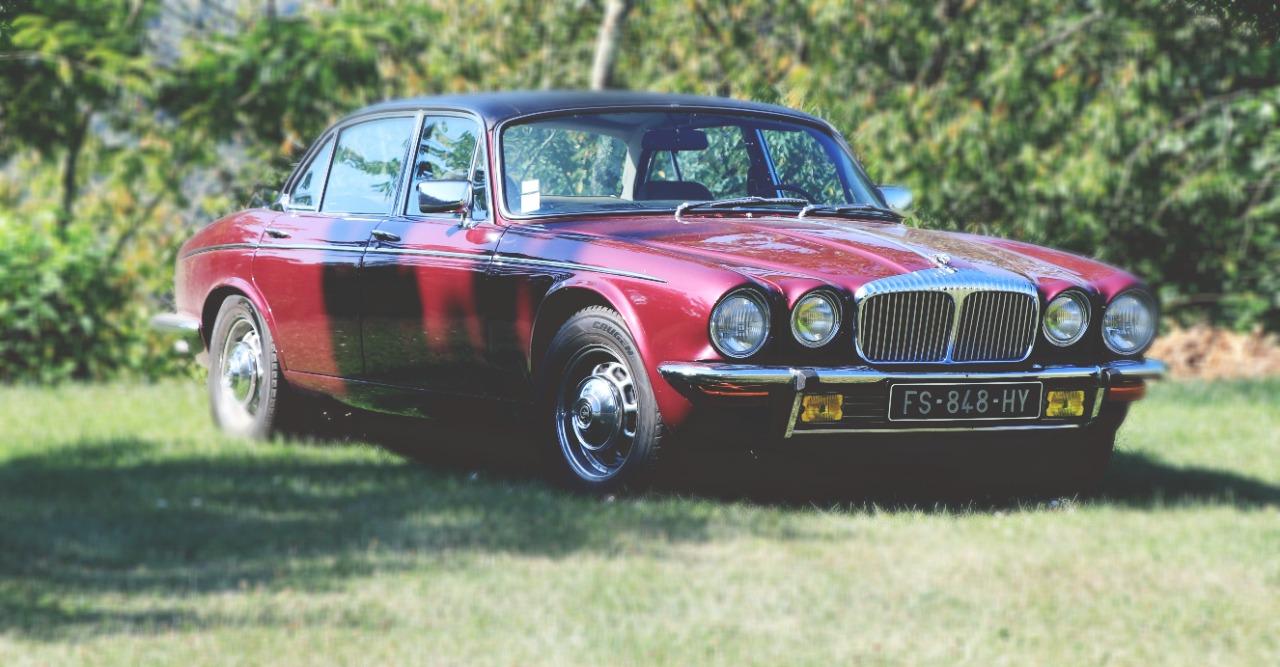 JAGUAR XJ12 Vanden Plas - 1978 LesAnciennes.com